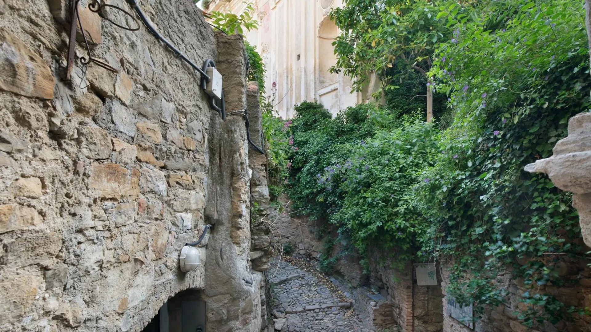 Casa Wilmot Bussana Vecchia Apartment Sanremo
